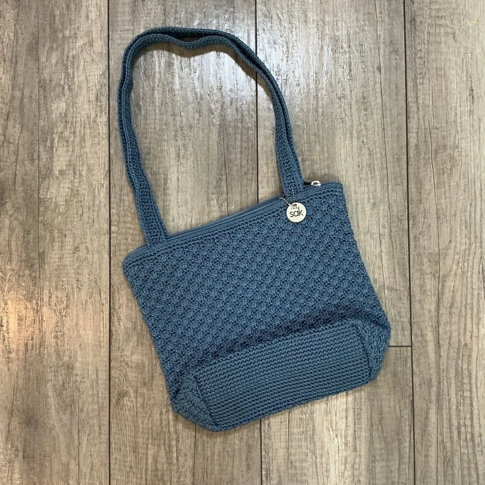 The Sak Elliott Lucca Blue‎ Crochet Knit Shoulder Bag Purse Zipper Closure